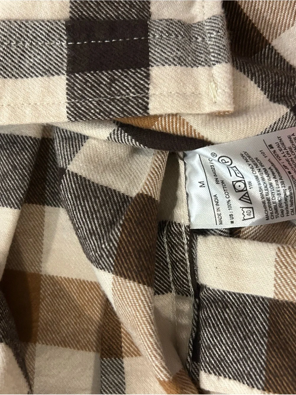 Banana Republic Men’s Plaid Button-Down Flannel Shirt Brown, Tan, Cream - SIZE M